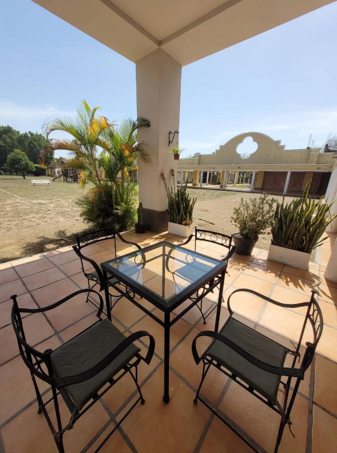 Hotel Portico Norte Tartagal Exterior photo